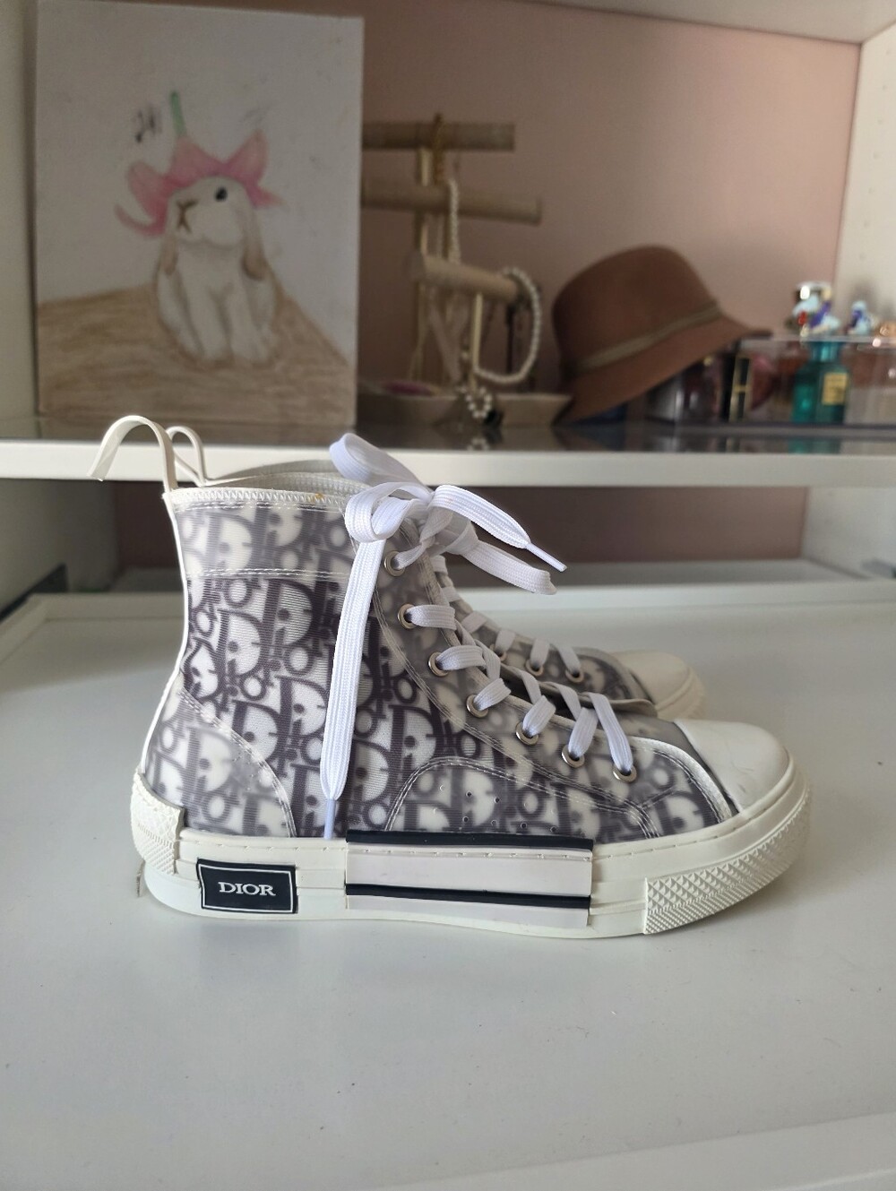 Dior White and Grey Patterned Lace-Up Sneakers - Picture 2 of 8